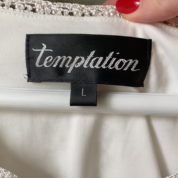 Pearl Embroidered Top Short Sleeve with undershirt - Picture 2 of 7